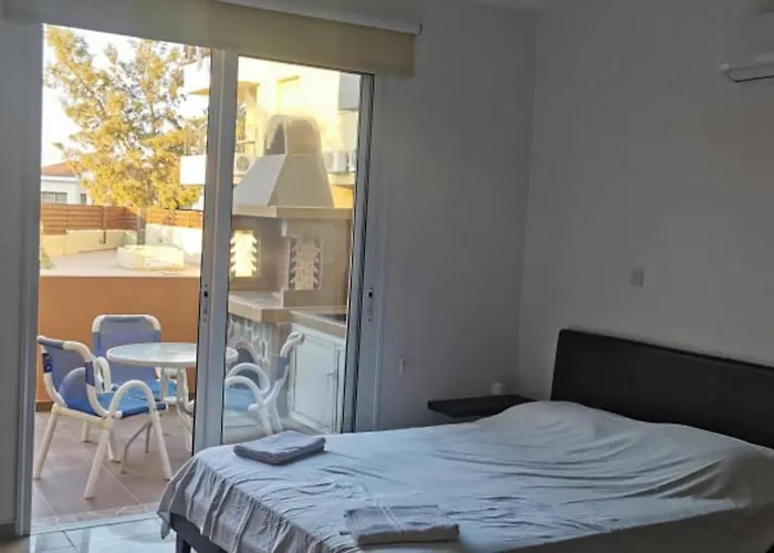 アパート 2br-7 Guests-free Parking-pool-aircon *